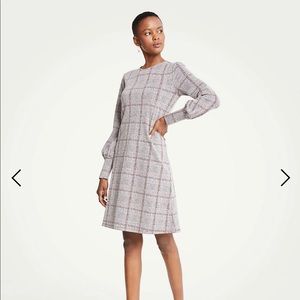 NWOT Ann Taylor Plaid Cuffed Dress
